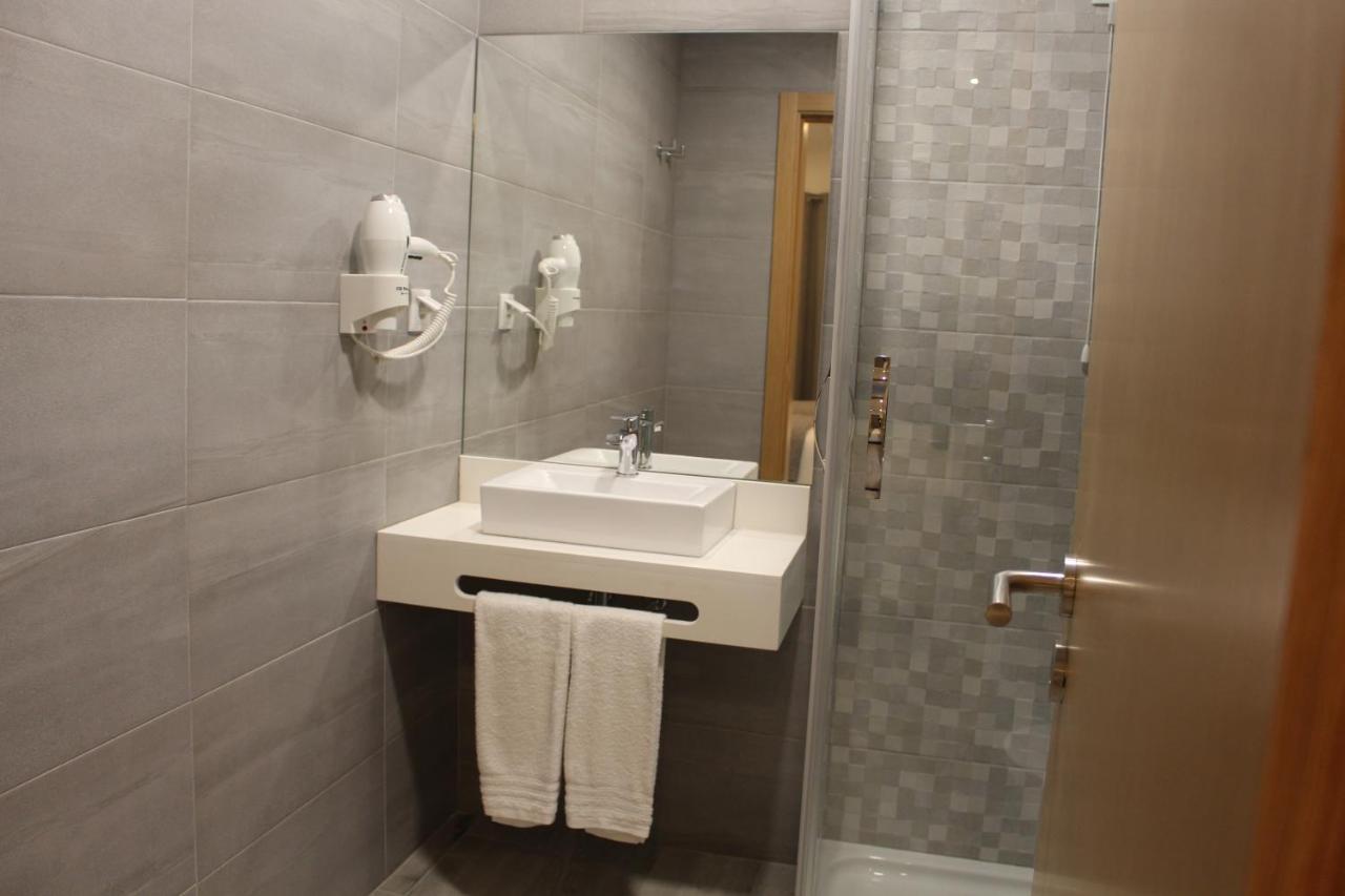 Hotel Beatriz Serpa Bagian luar foto