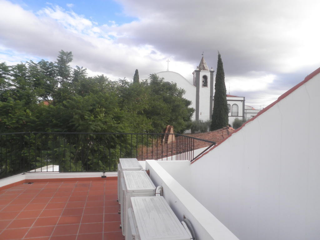 Hotel Beatriz Serpa Bagian luar foto